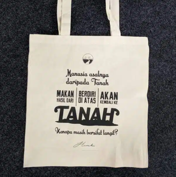 Totebag Hamka #Tanah